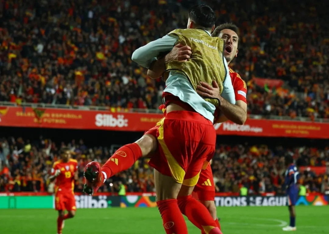 欧洲网球队力克西班牙网球队,克耶高斯三分雨点燃全场 欧洲网球队力克西班牙网球队,克耶高斯三分雨点燃全场