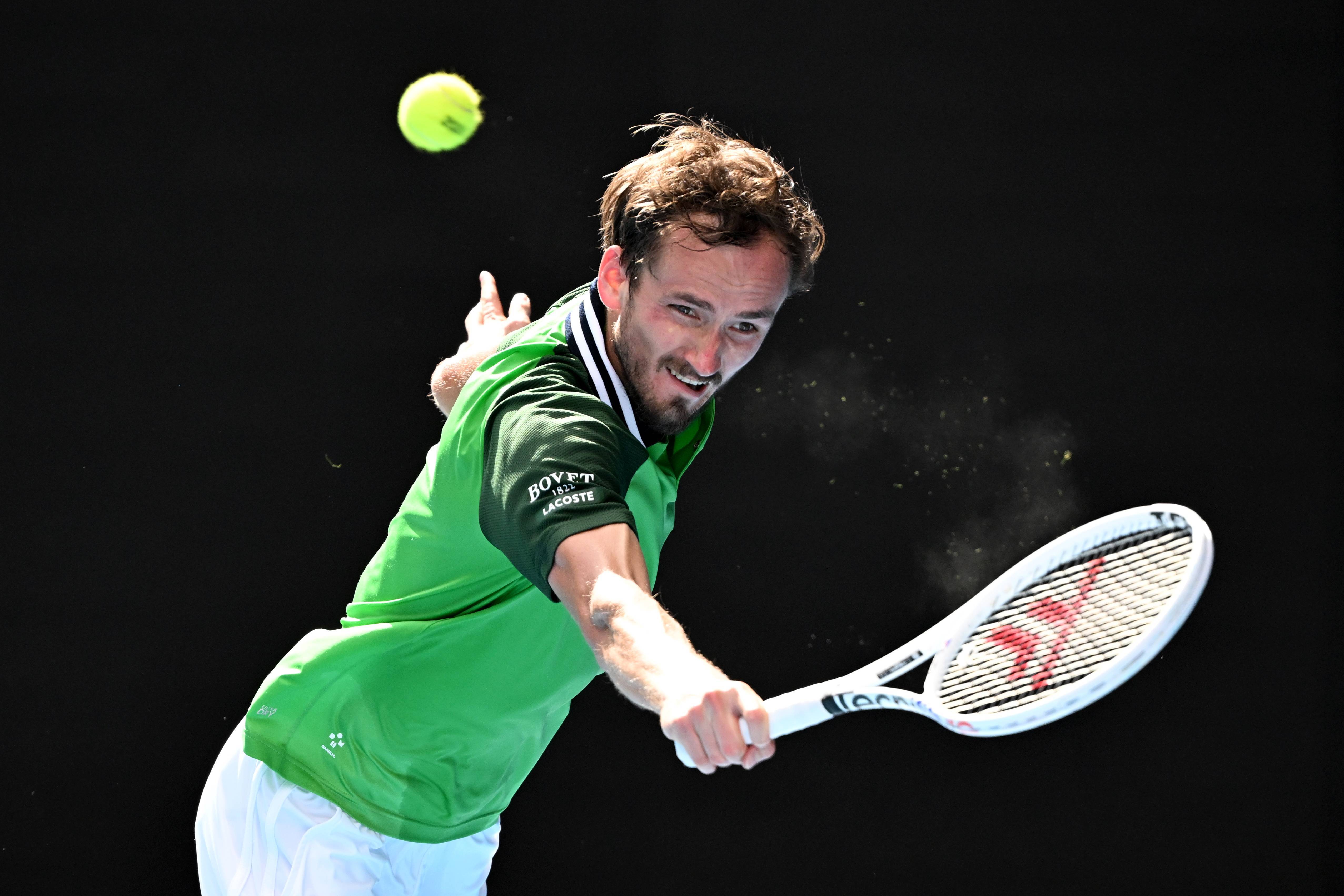 关于世界网球队强势法国网球队，梅德韦杰夫爆发神勇的信息