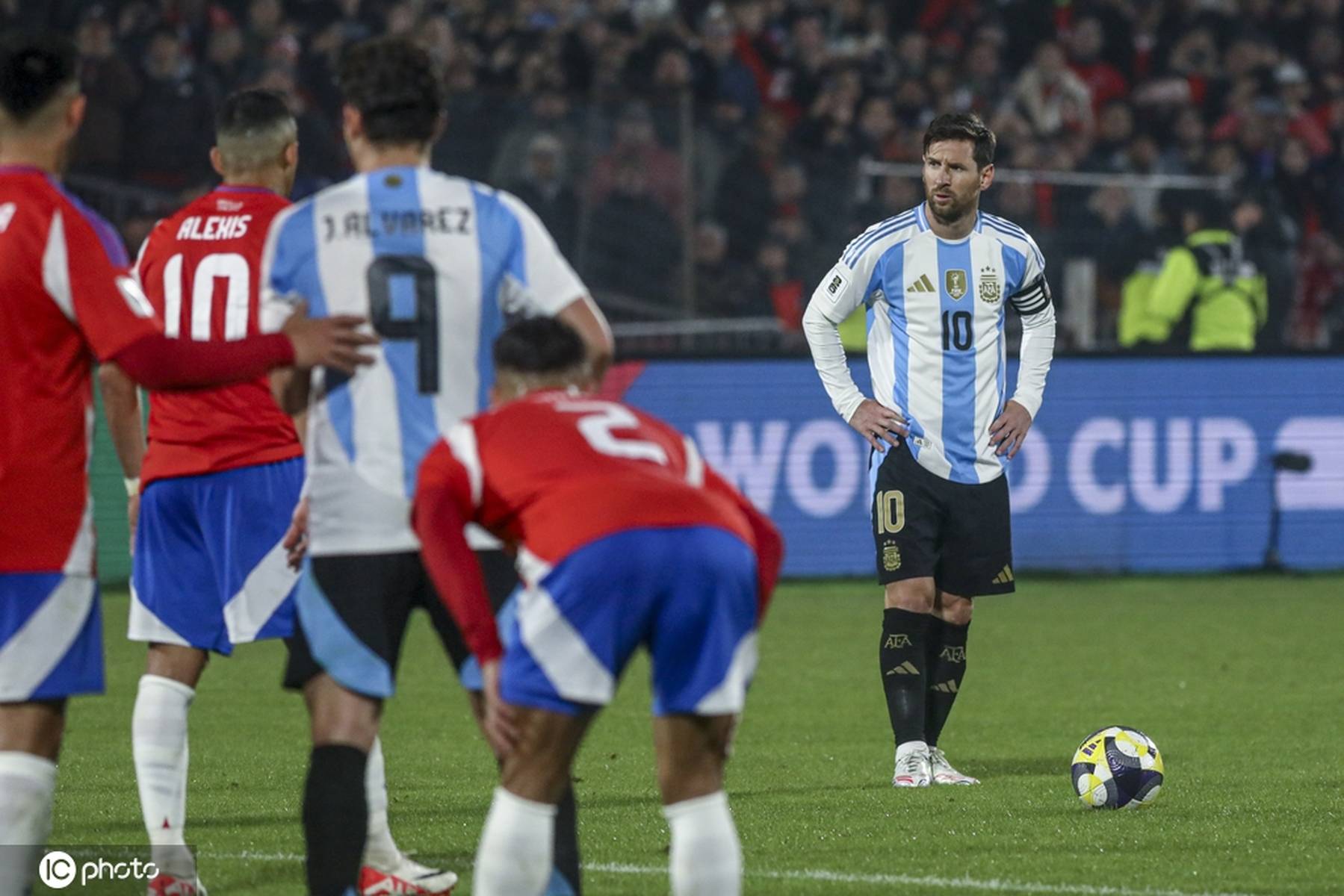 关于加拿大碾压阿根廷,梅西关键制胜的信息 关于加拿大碾压阿根廷,梅西关键制胜的信息