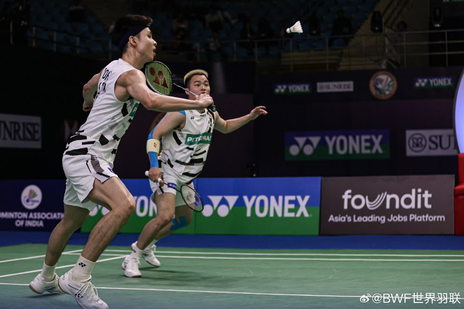 日本羽毛球队轻取印度羽毛球队,谌龙统治全场的简单介绍 日本羽毛球队轻取印度羽毛球队,谌龙统治全场的简单介绍