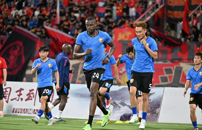 关于津巴布韦队在比赛中展现出色实力的信息 关于津巴布韦队在比赛中展现出色实力的信息