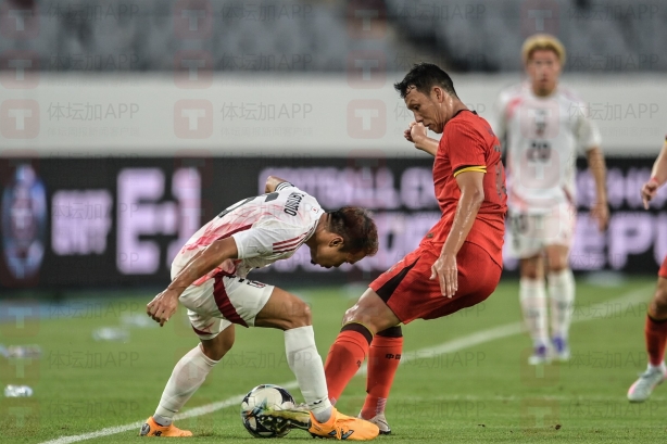 历史性巨头倒下!亚洲足坛震惊 历史性巨头倒下!亚洲足坛震惊