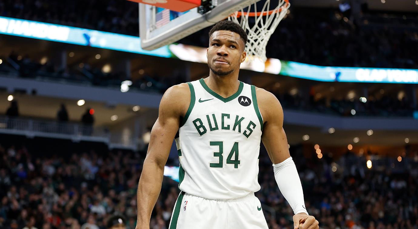 雄鹿再胜公牛,字母哥独得40分的简单介绍 雄鹿再胜公牛,字母哥独得40分的简单介绍