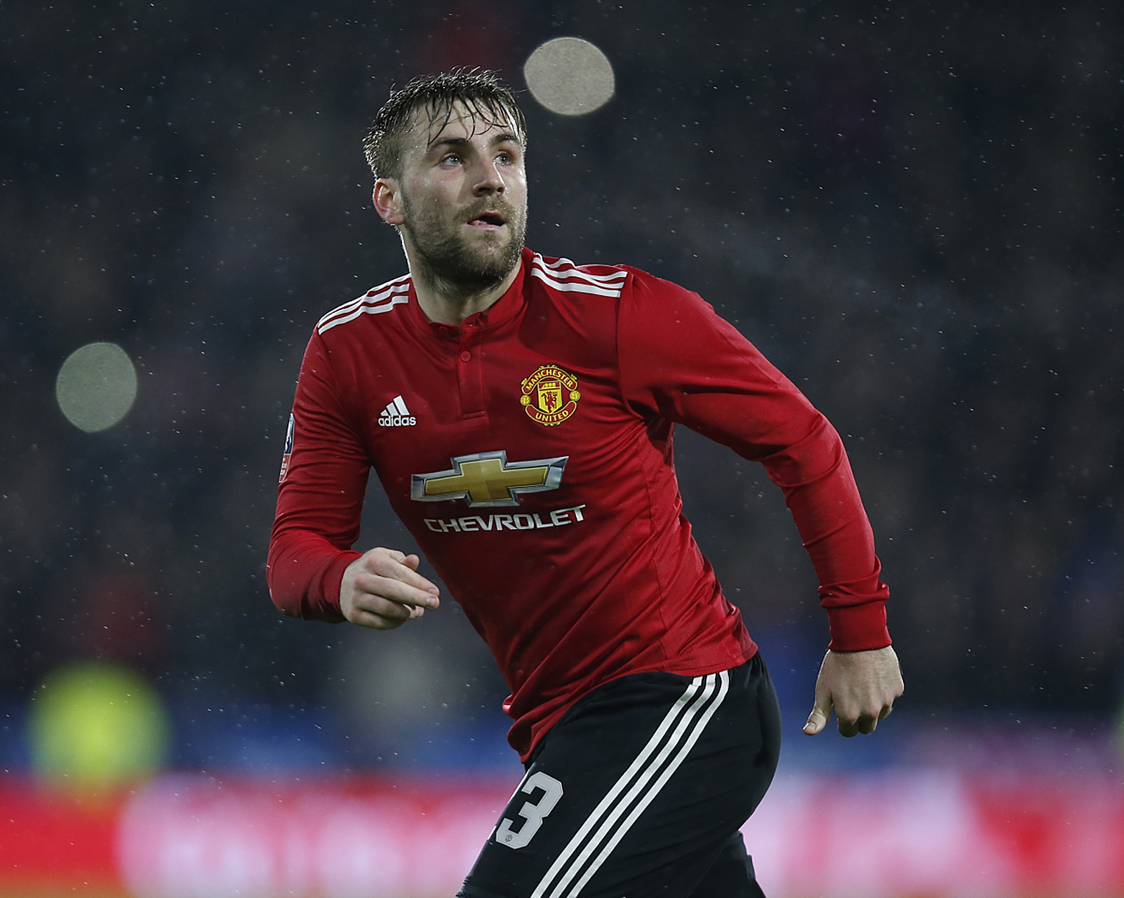 包含哈德斯菲尔德失阵中场,凭借进球锁定胜局的词条 包含哈德斯菲尔德失阵中场,凭借进球锁定胜局的词条