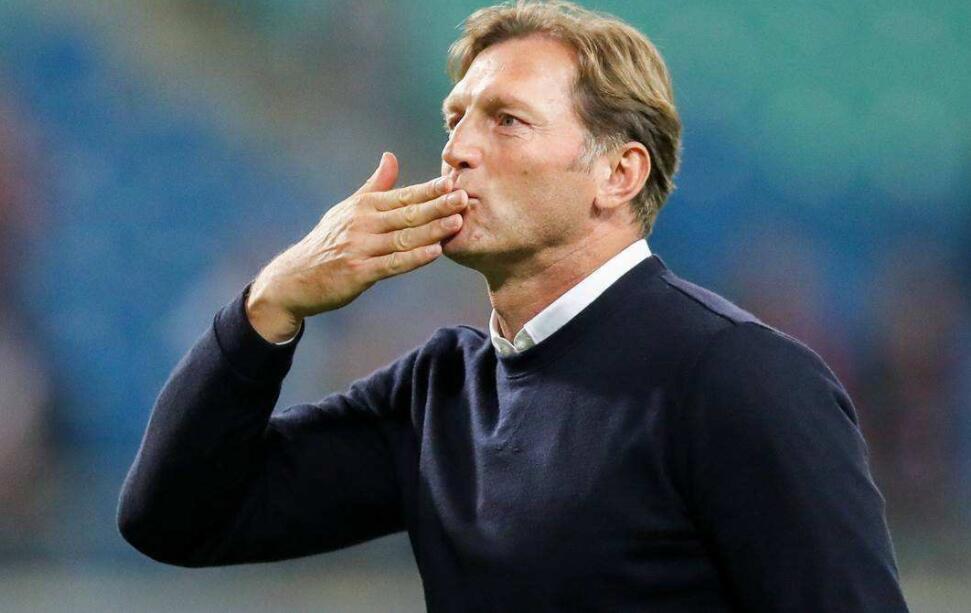 别尔森主场险胜,豪取三分继续领跑 别尔森主场险胜,豪取三分继续领跑