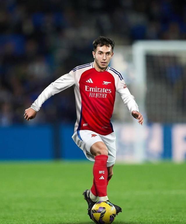 阿森纳年轻球员表现出色,越战越强,力争冲击英超前四的简单介绍 阿森纳年轻球员表现出色,越战越强,力争冲击英超前四的简单介绍