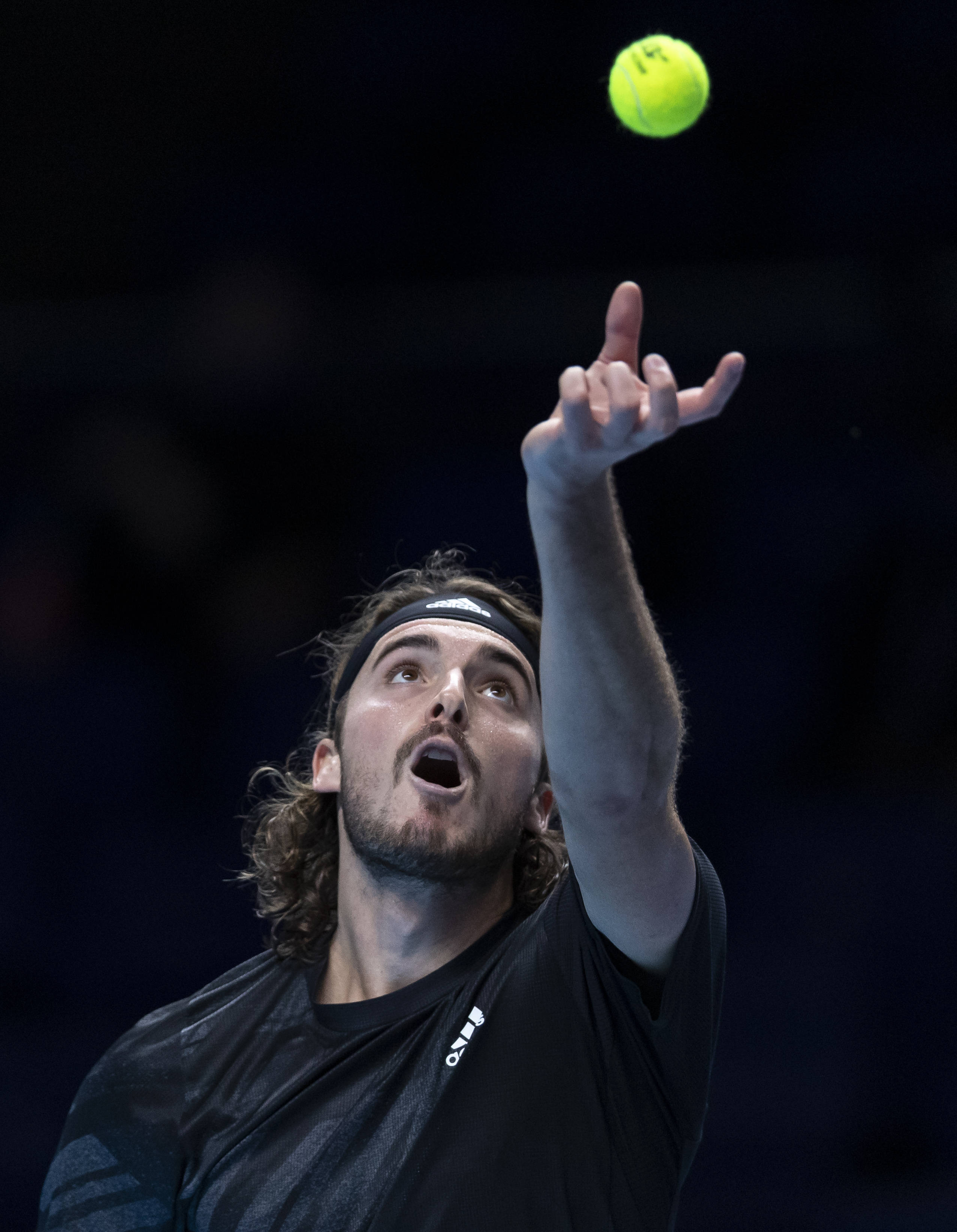 包含西班牙网球队绝杀法国网球队,西西帕斯惊艳世界的词条 包含西班牙网球队绝杀法国网球队,西西帕斯惊艳世界的词条