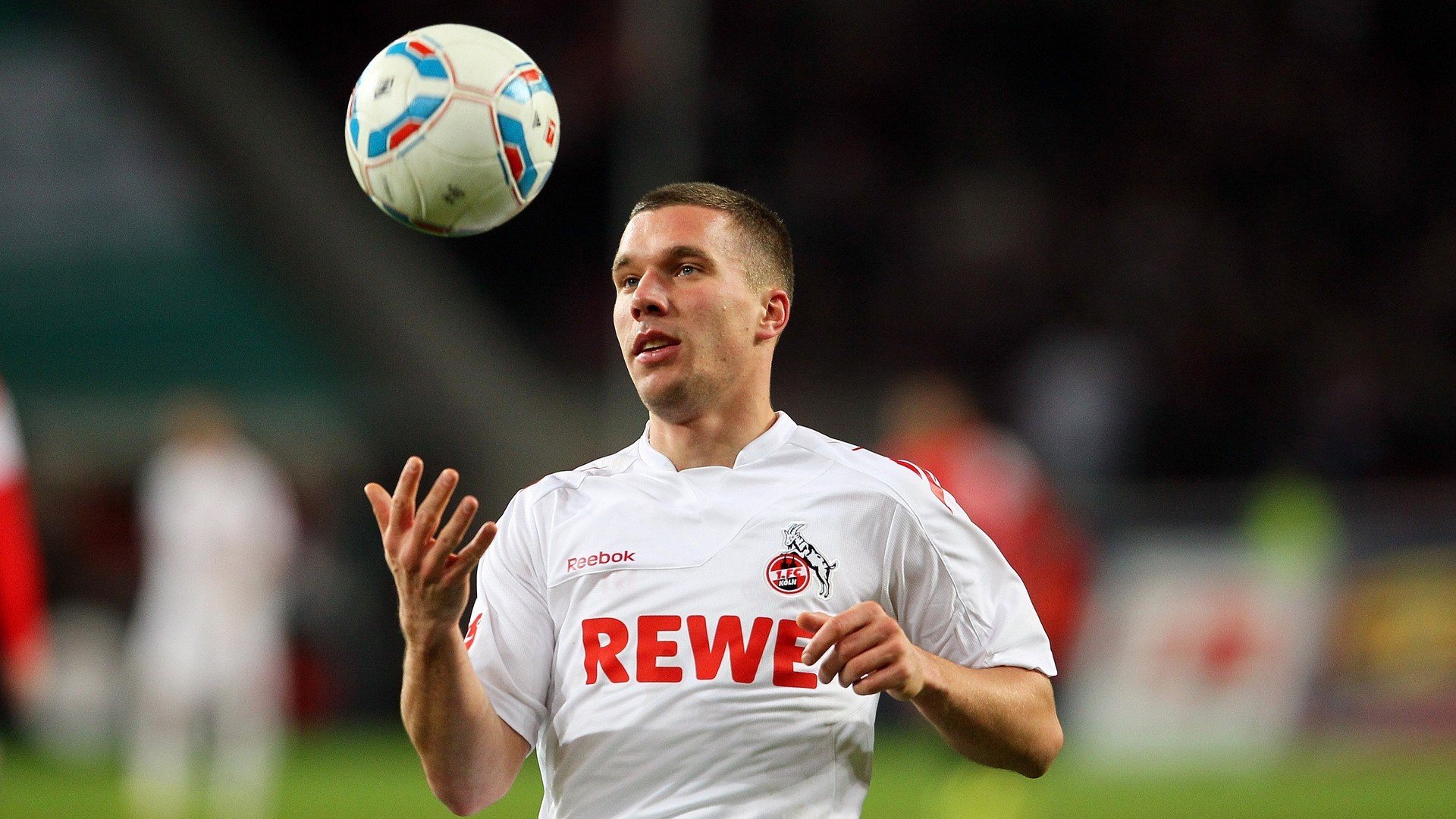 2026世界杯焦点战前瞻,AC米兰火力压制那不勒斯,亚平宁德比点燃北美赛场